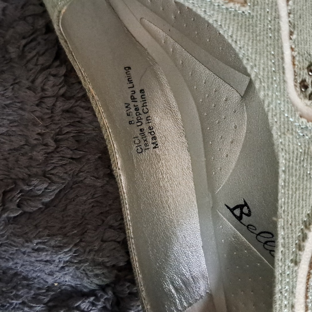 Bellini Cloth Pumps - Picture 5 of 5